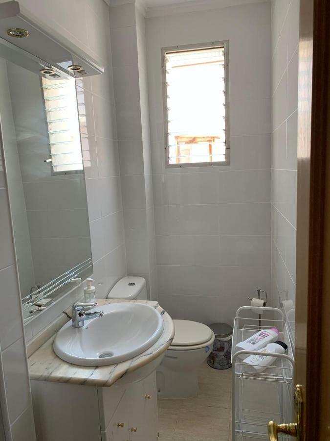 La Casa De Los Tres Amigos Puerto de Sagunto Exterior photo